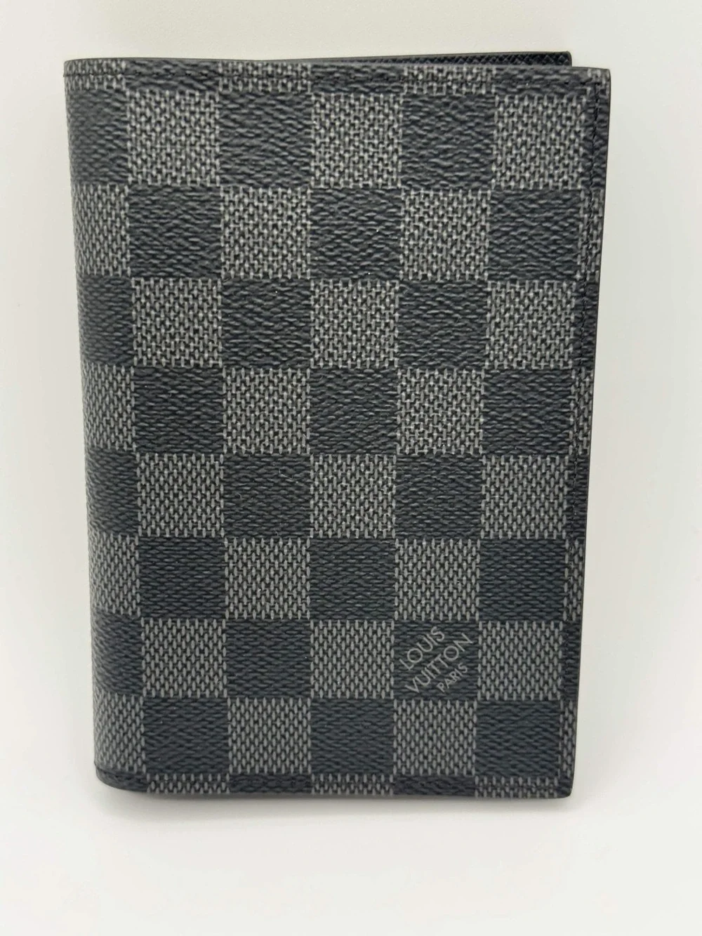 Louis Vuitton Black and Gray Damier Passport/Card Holder - Picture 1 of 2